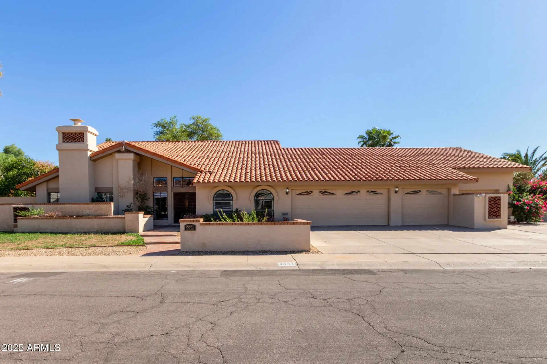 Photo of Listing #6931288