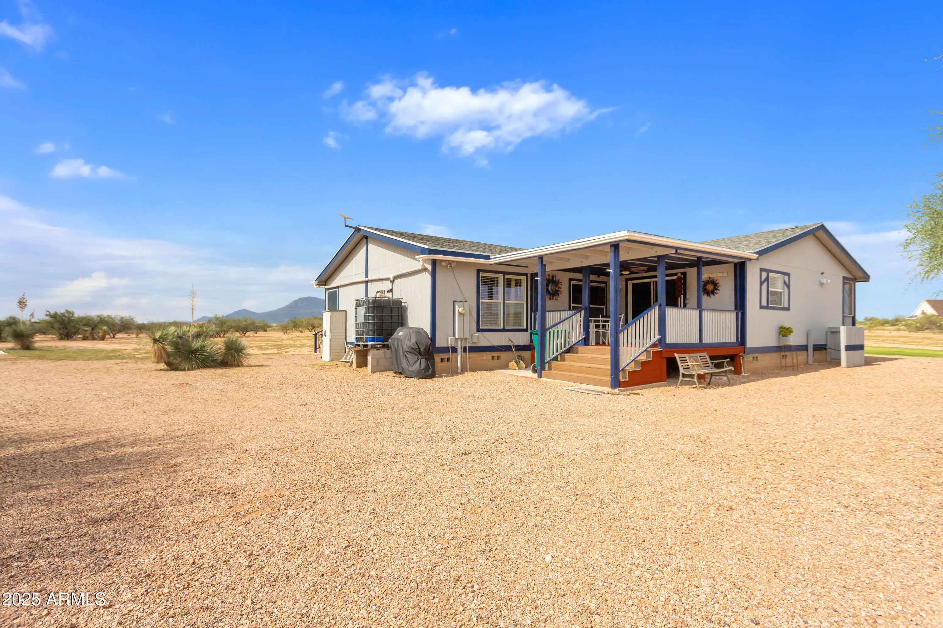 Photo of Listing #6931647