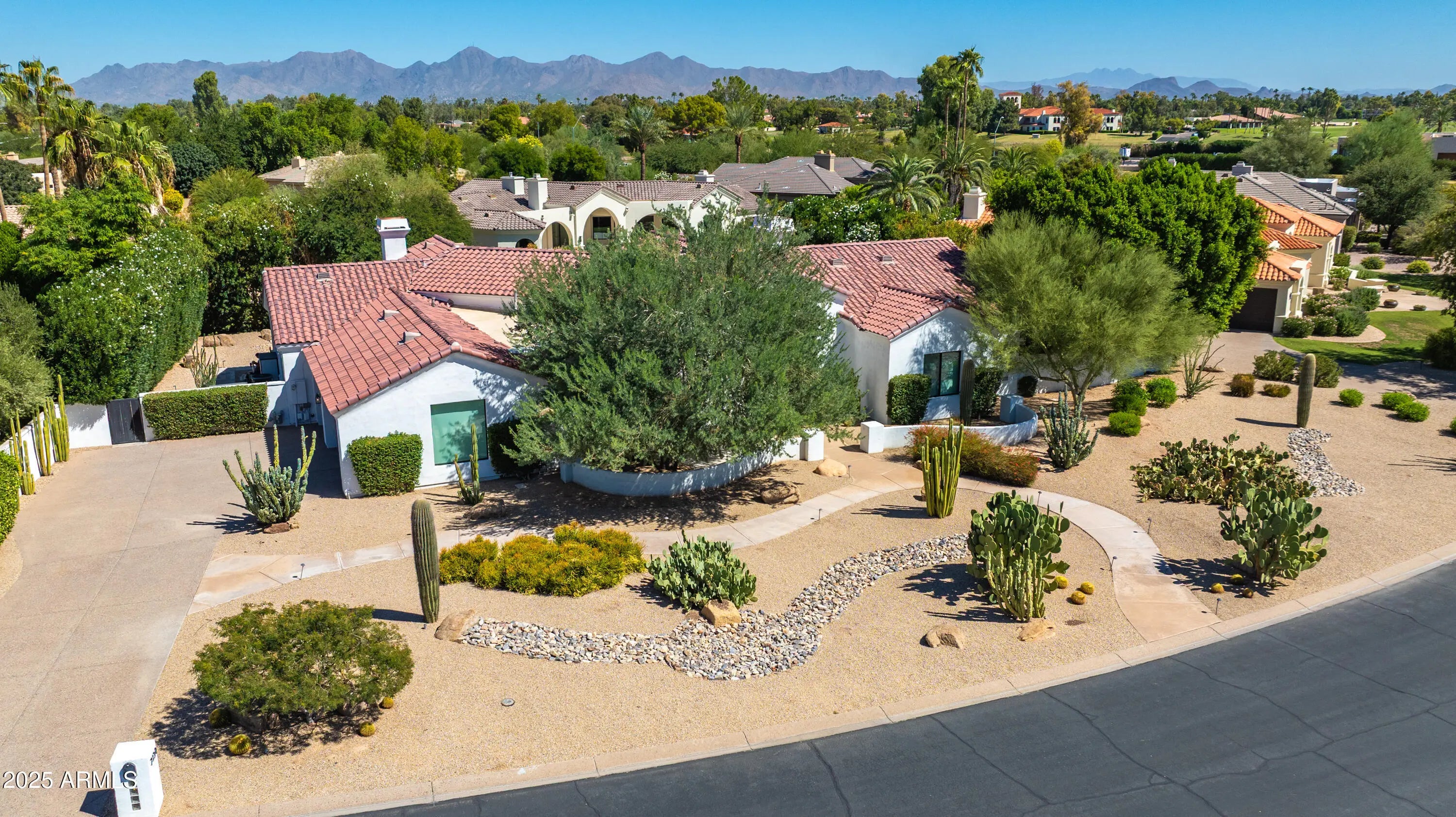 Photo of Listing #6933147