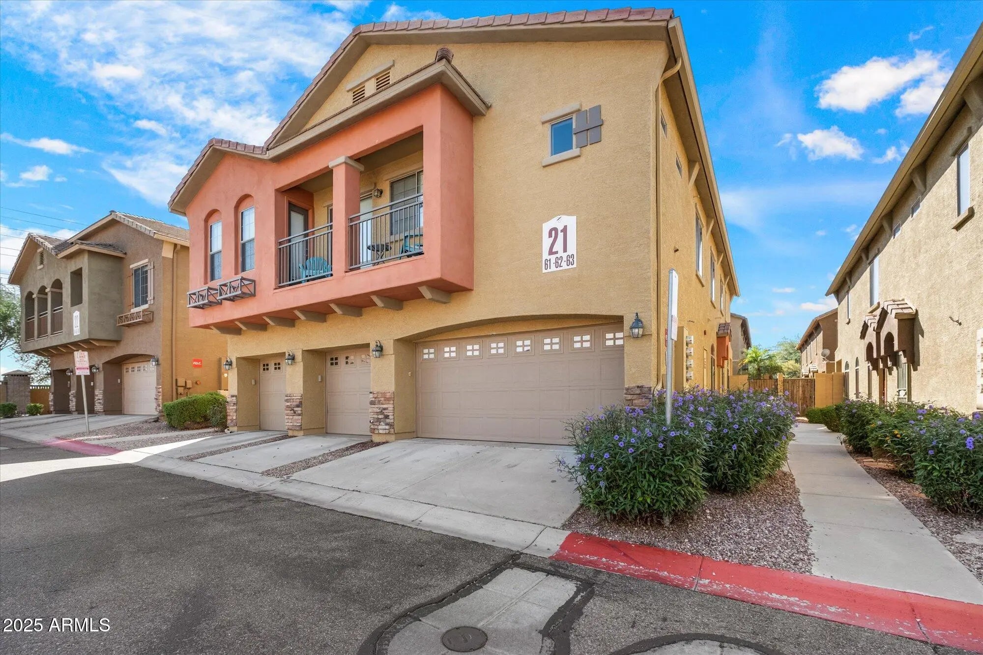 Photo of Listing #6933960