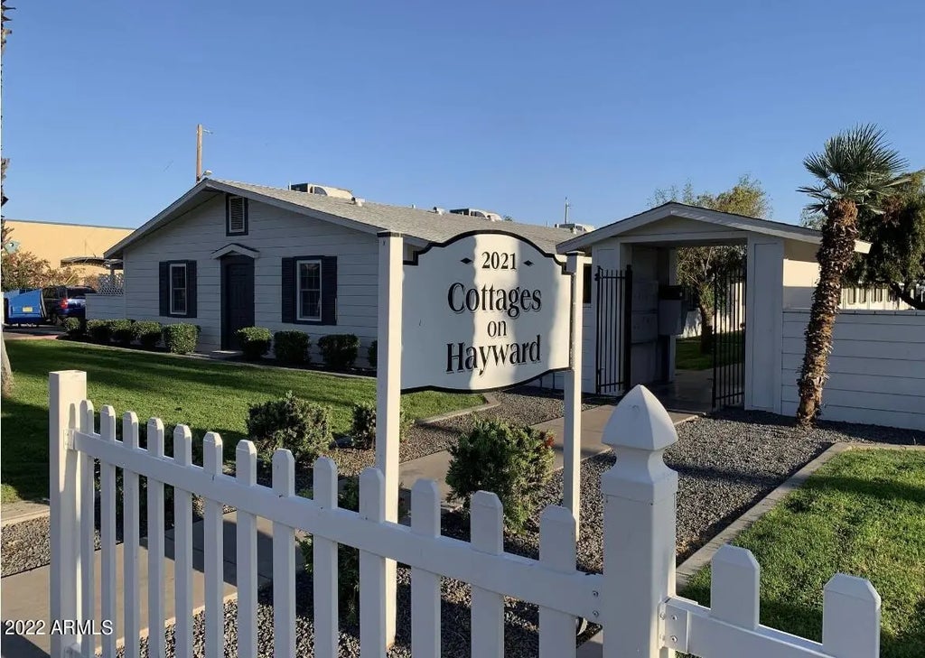 2021 W Hayward Avenue (unit 23), Phoenix