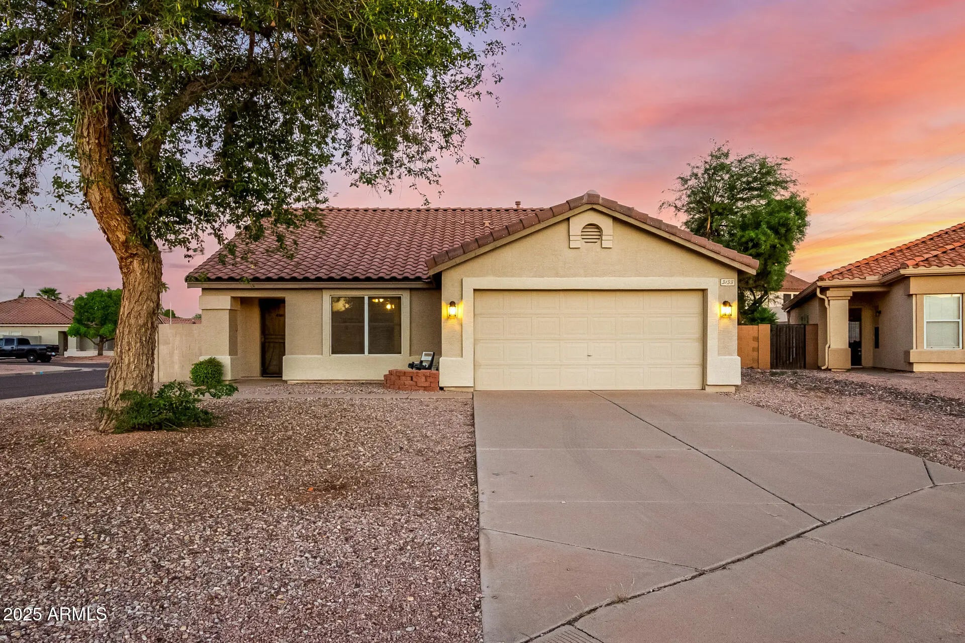 Photo of Listing #6930344