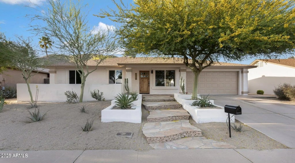 4324 E Sunrise Drive, Phoenix