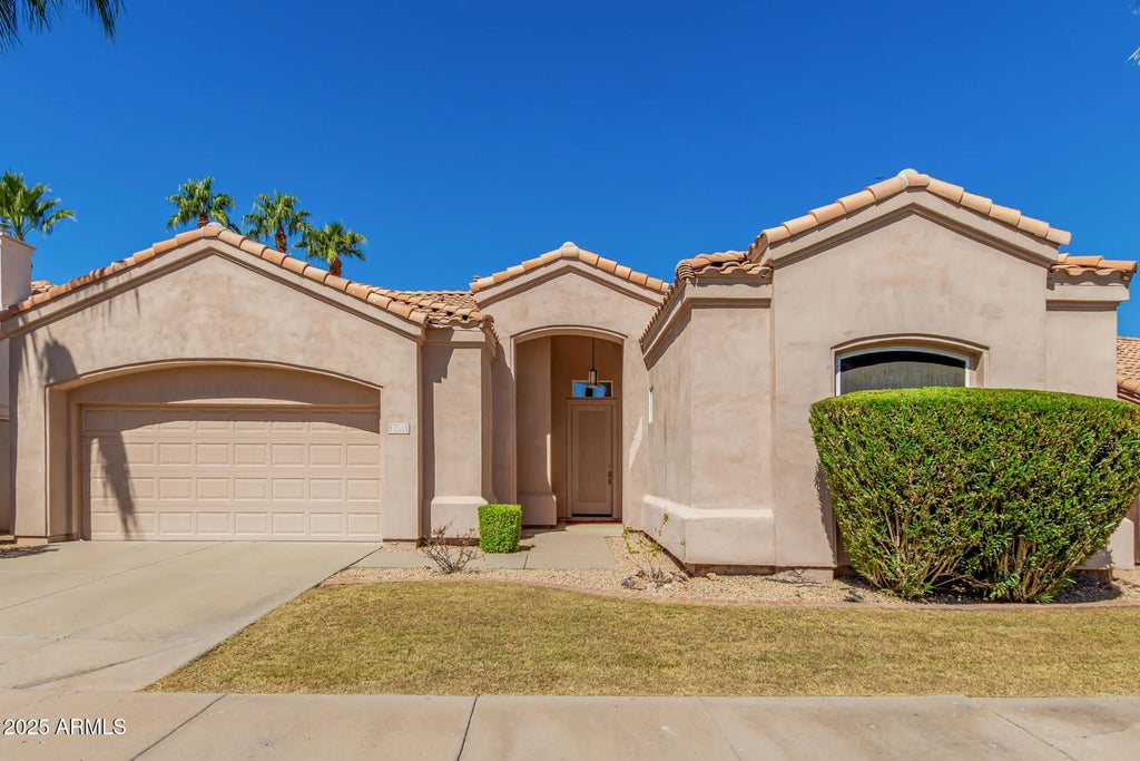 1951 W Peninsula Circle, Chandler