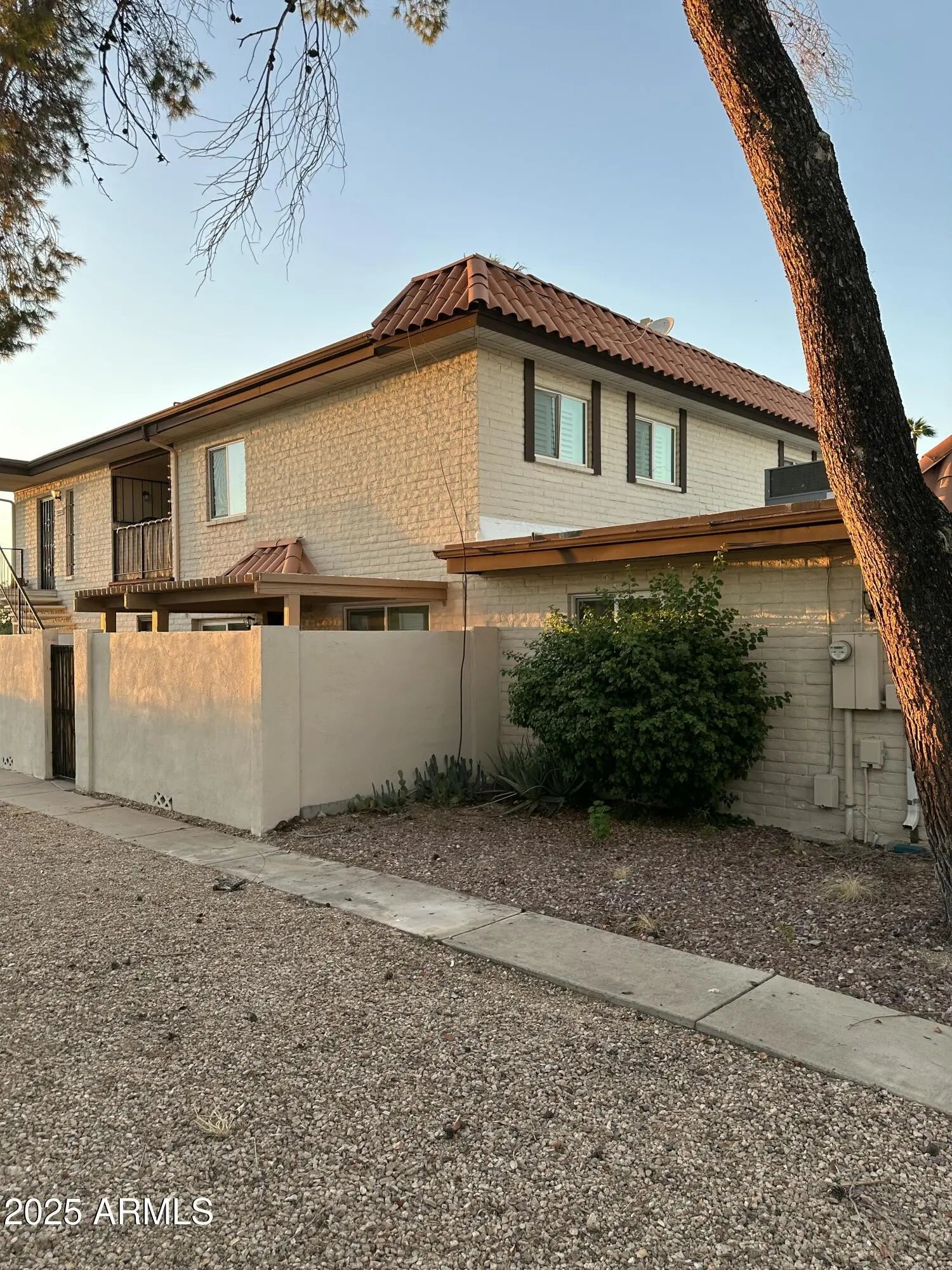 Photo of Listing #6929226