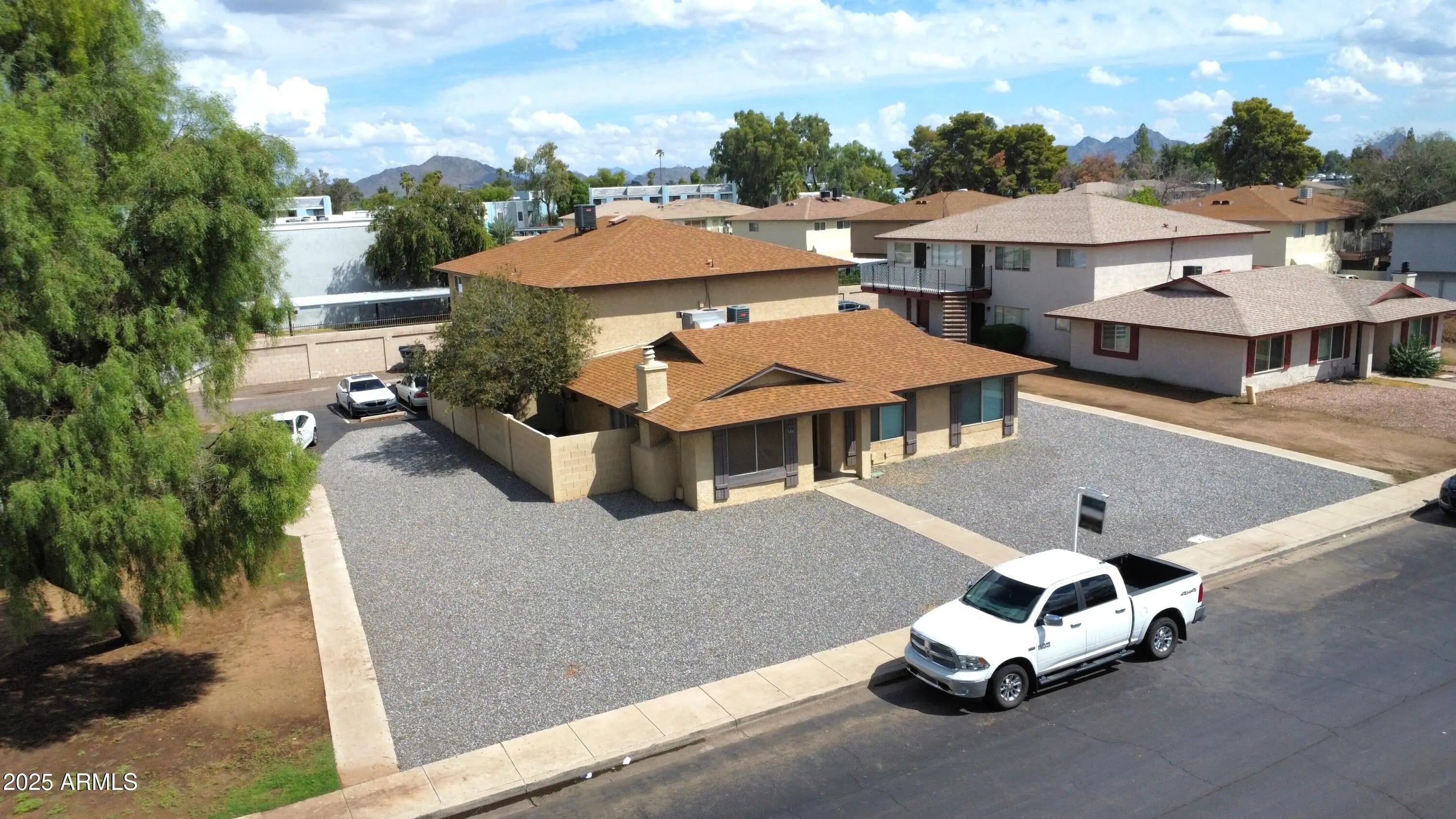 Photo of Listing #6929348