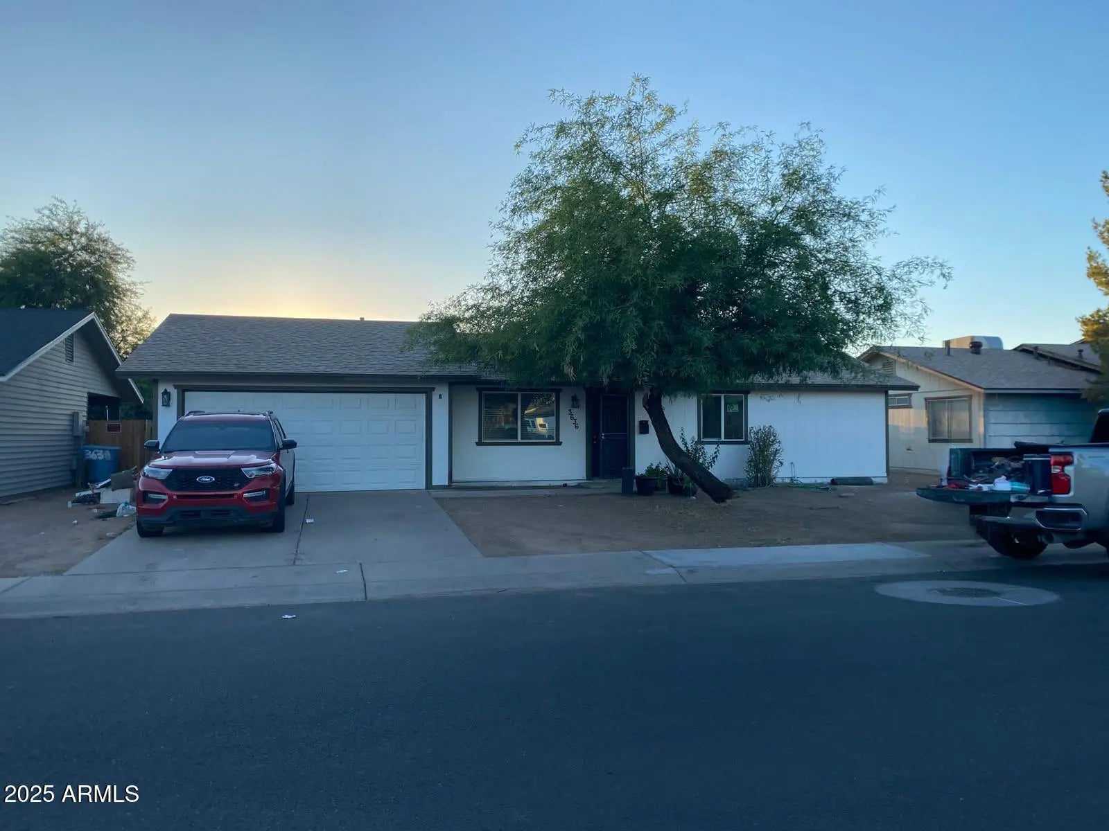 Photo of Listing #6929297