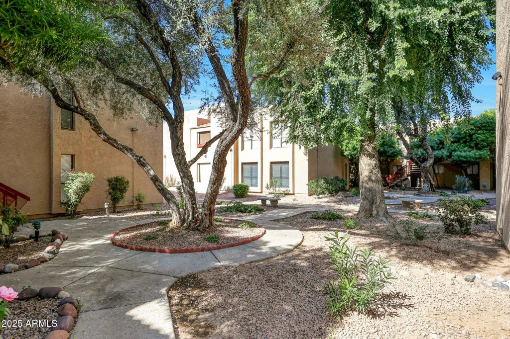 3131 W Cochise Drive (unit 127), Phoenix