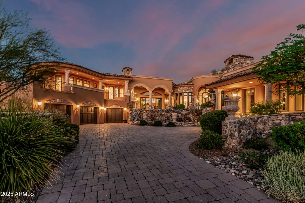 27951 N 103rd Place, Scottsdale