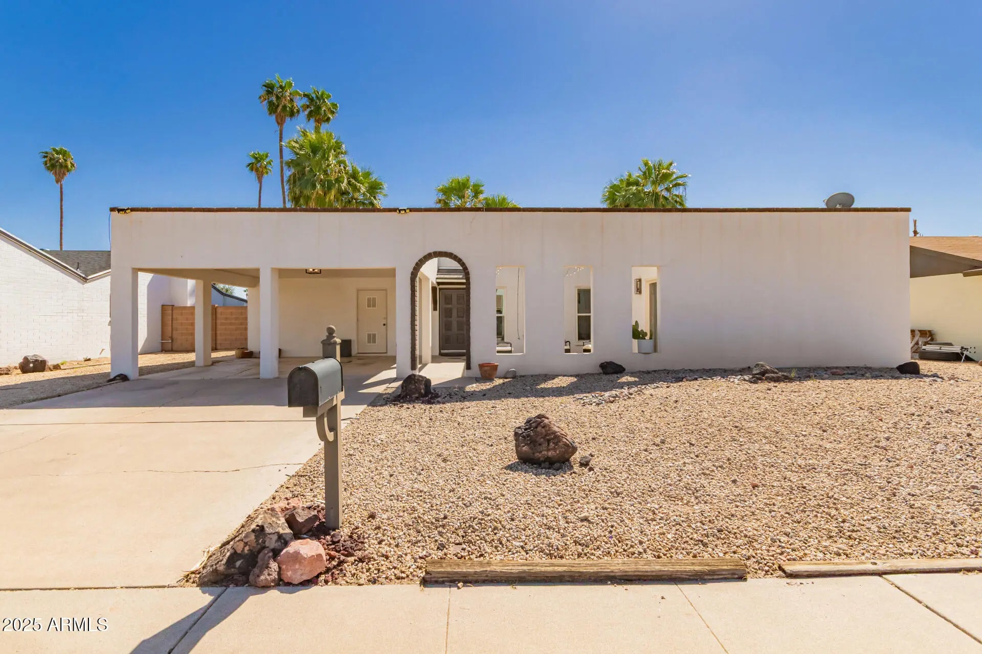 Photo of Listing #6929469