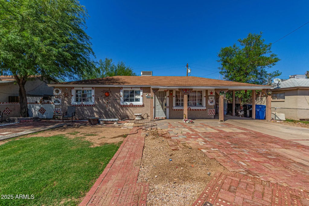 4634 W Weldon Avenue, Phoenix