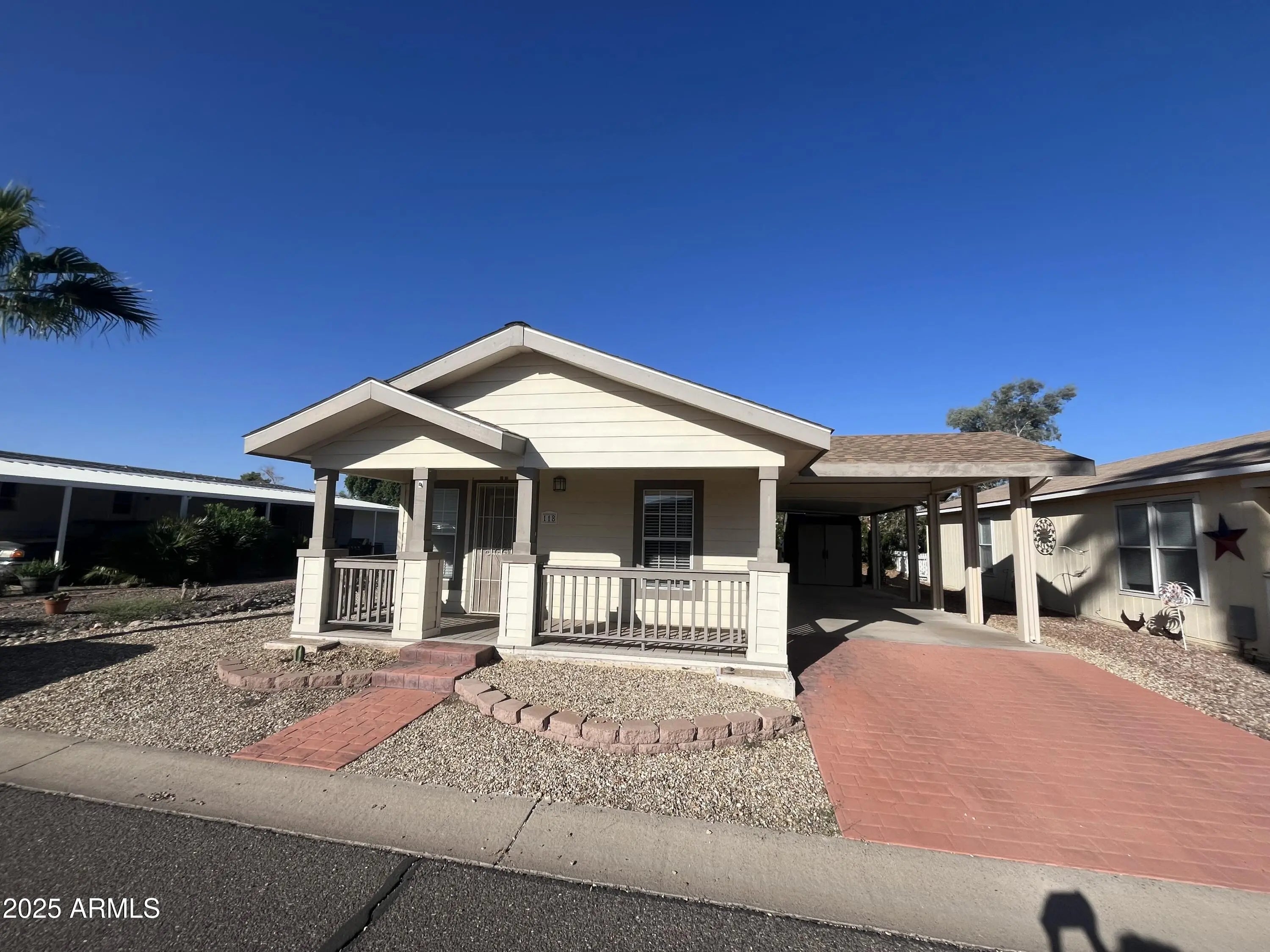 Photo of Listing #6929410