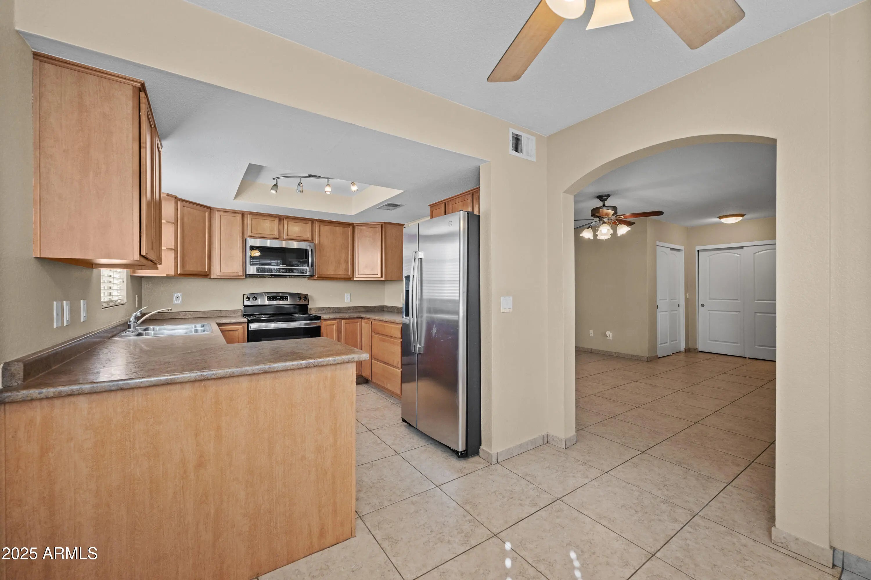 Photo of Listing #6929477