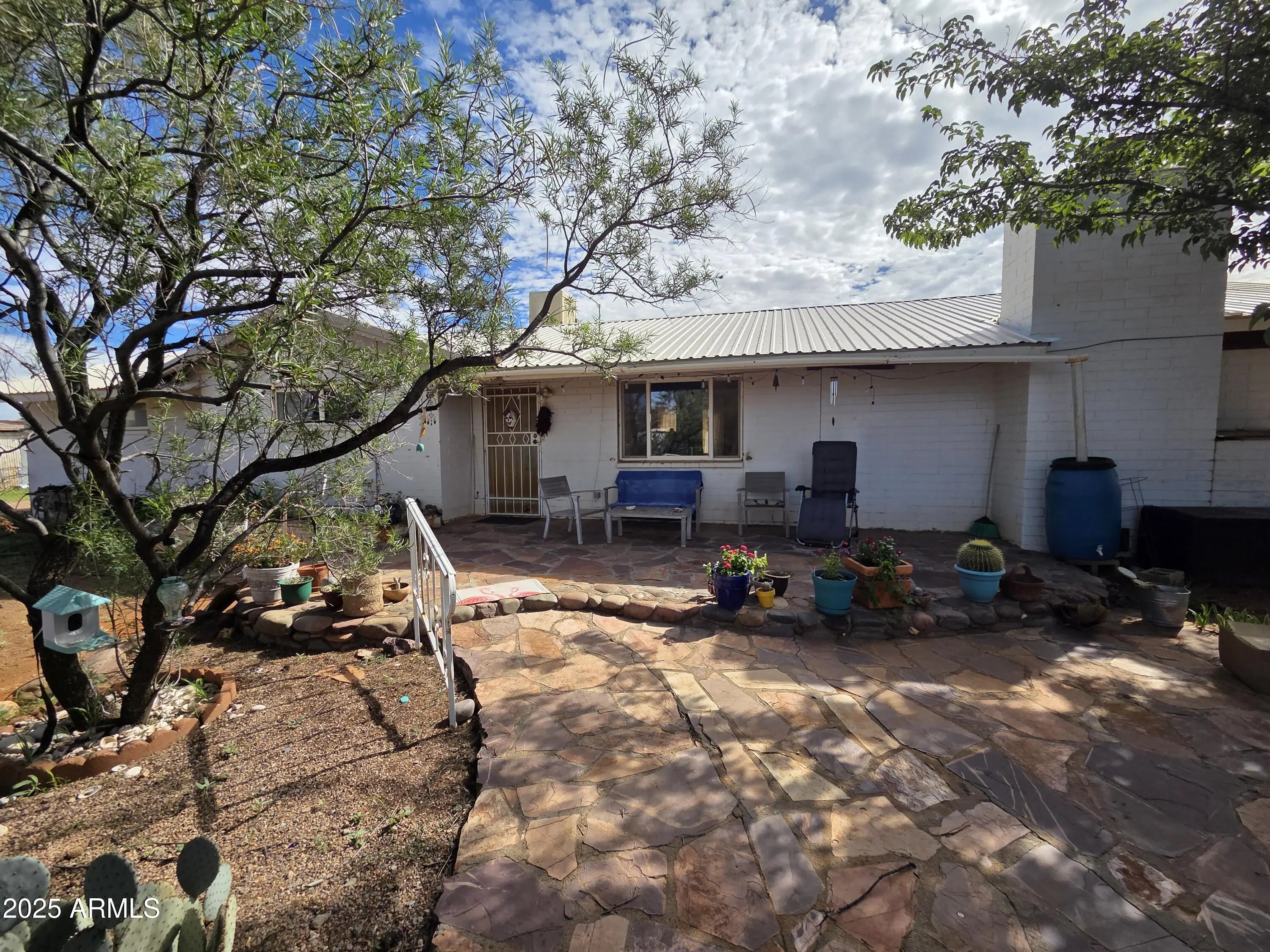 Photo of Listing #6930833