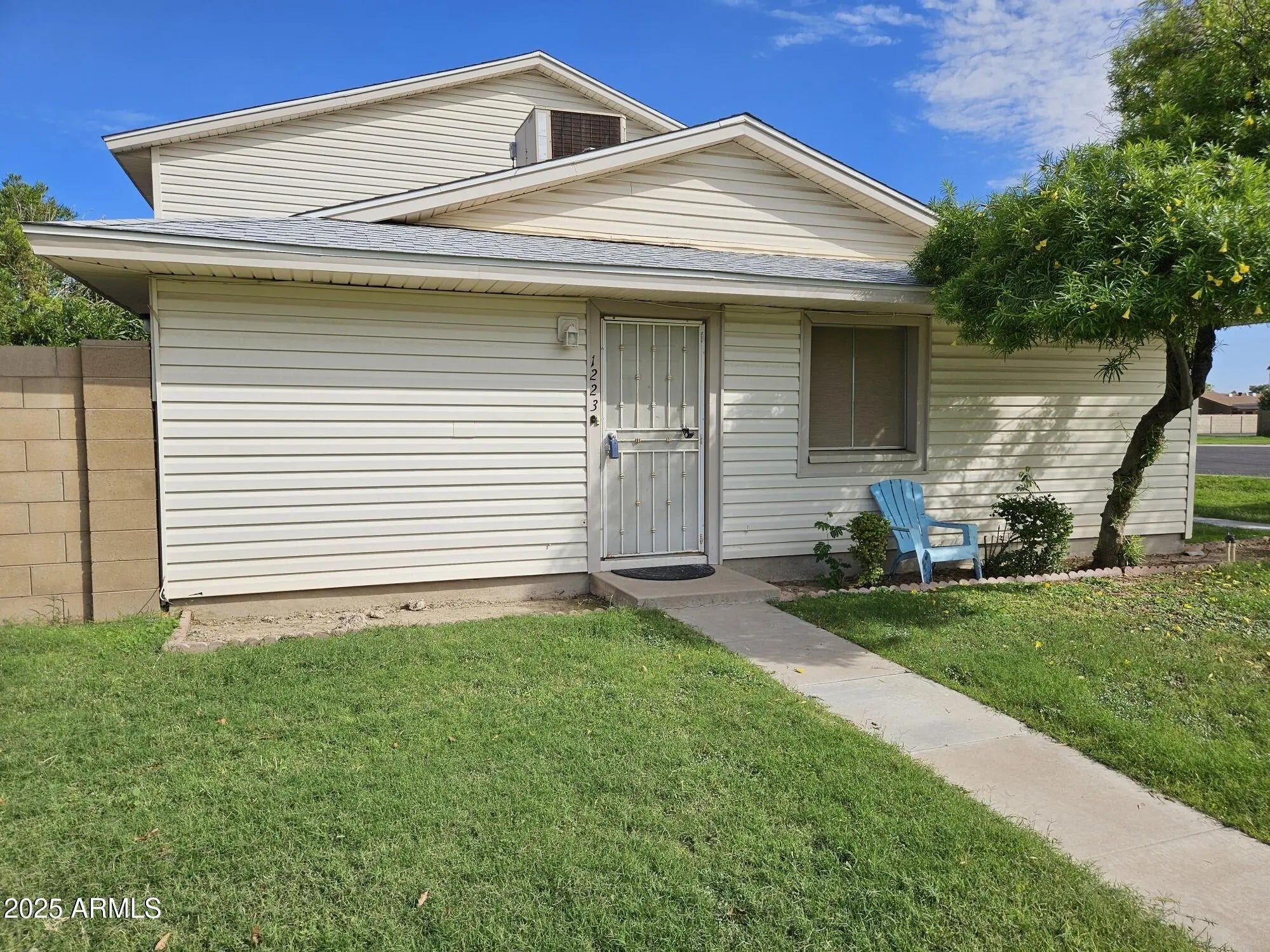 Photo of Listing #6936667