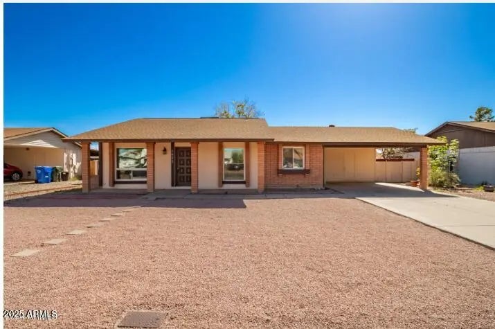 Photo of Listing #6929635