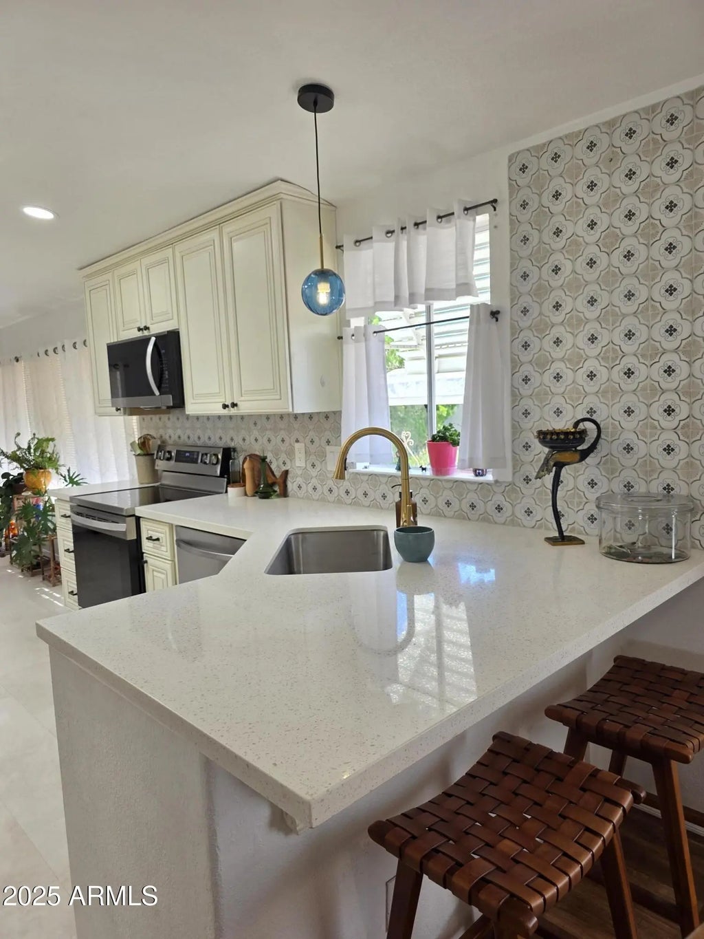 2233 E Behrend Drive (unit 250), Phoenix