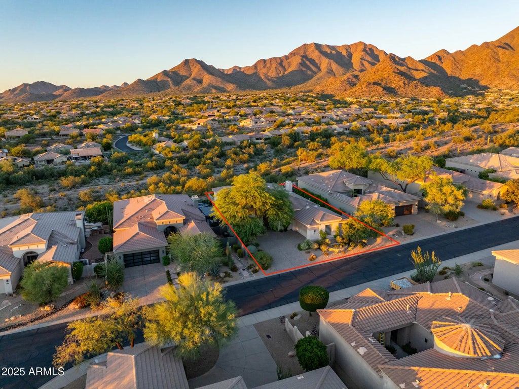 10746 E Greenway Road, Scottsdale