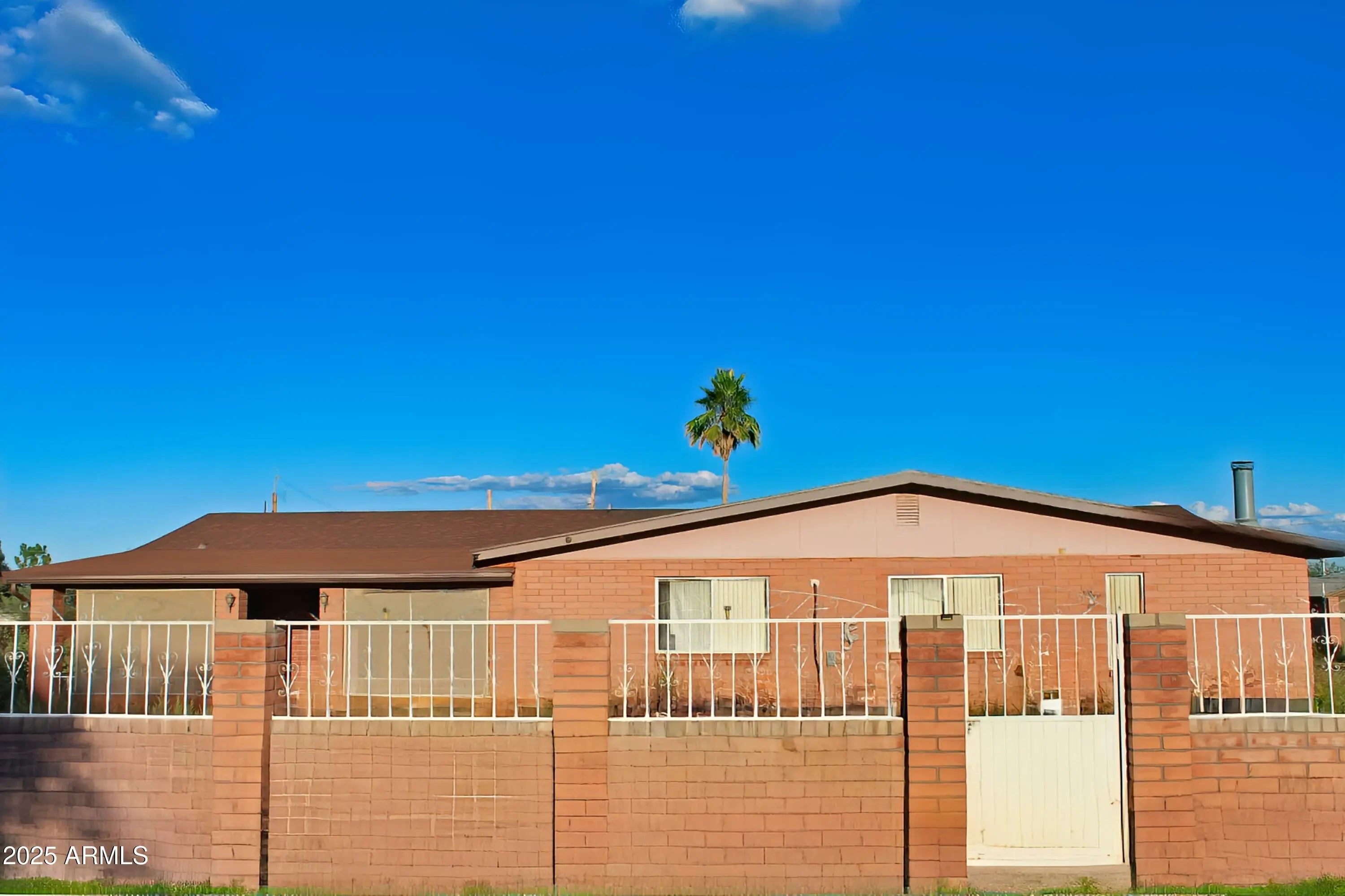 Photo of Listing #6929709