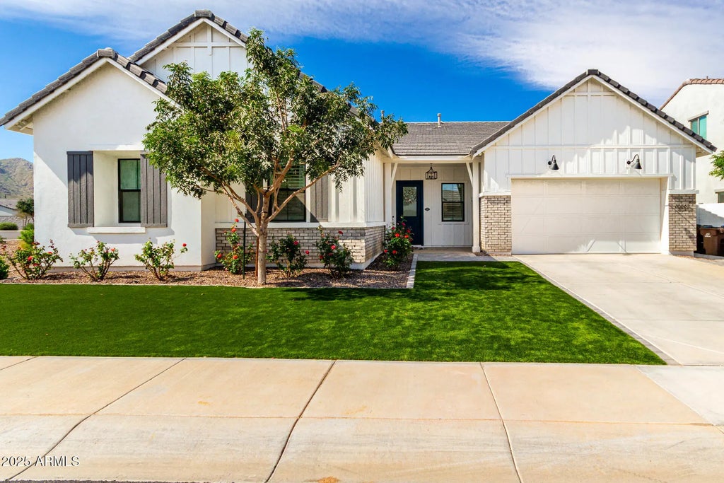 35562 N Gemstone Way, San Tan Valley