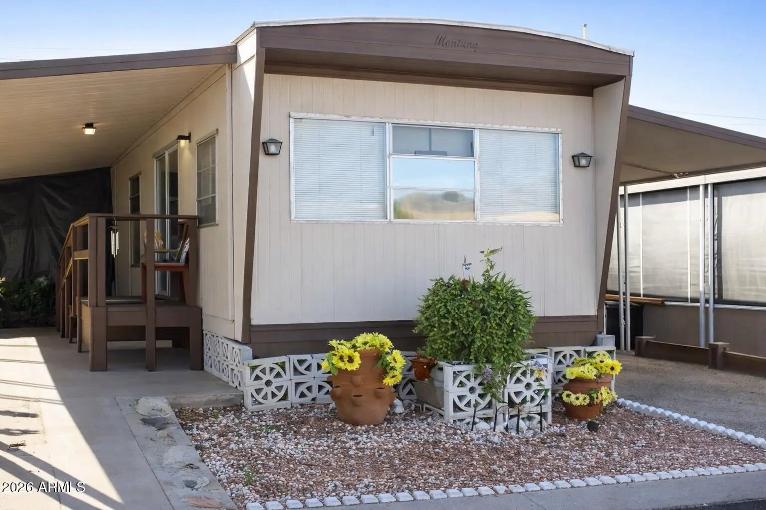 Photo of Listing #6930357