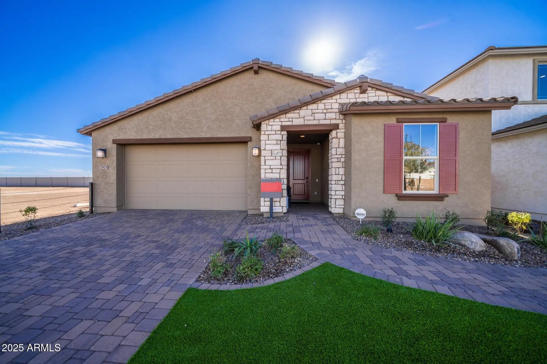 Photo of Listing #6929747