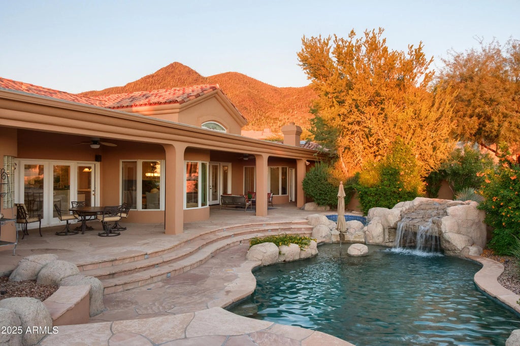 5921 E Leisure Lane, Carefree