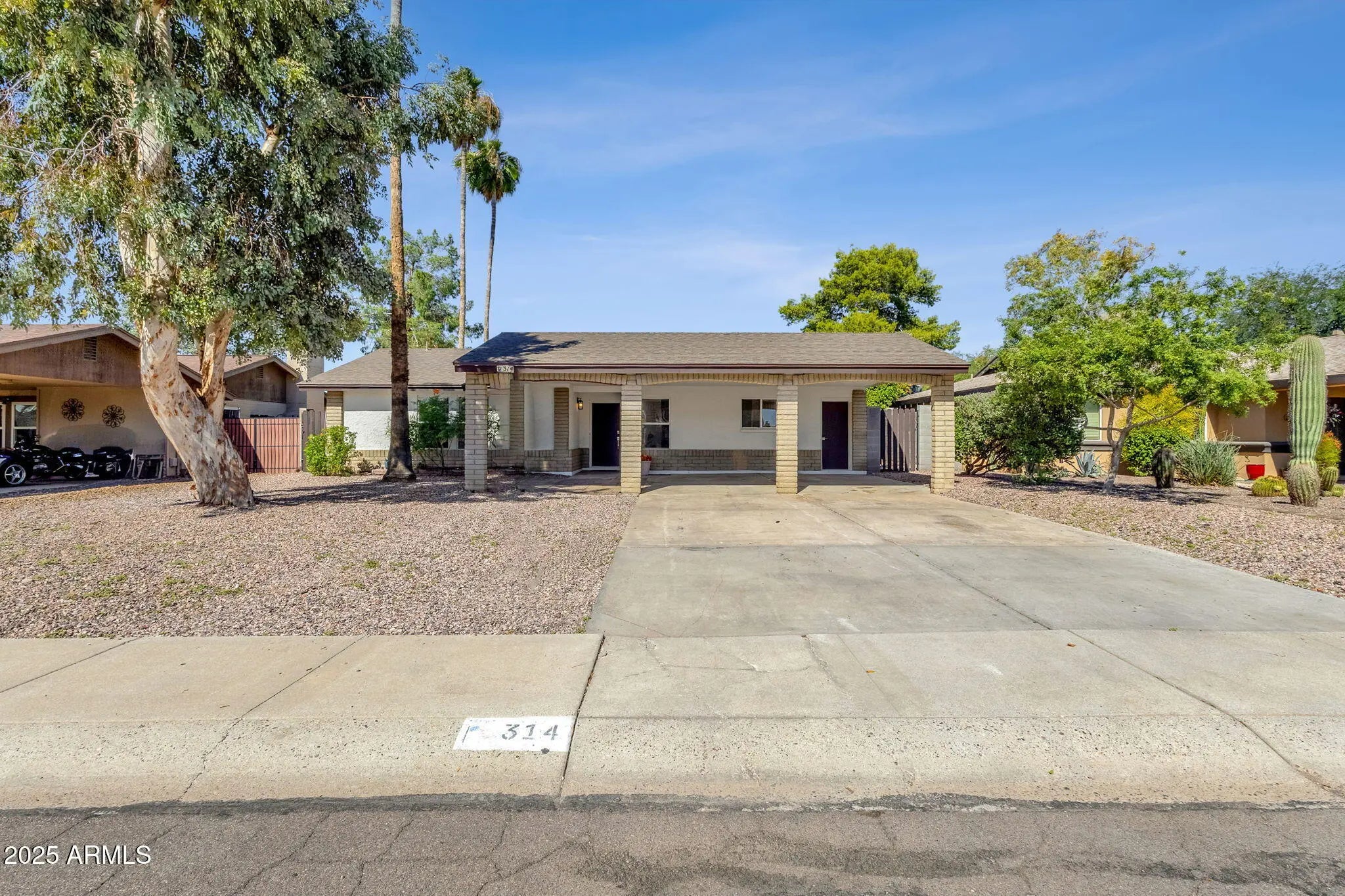 Photo of Listing #6933628