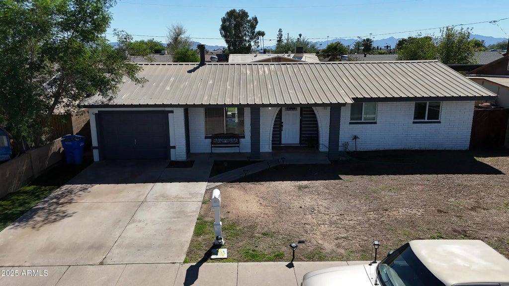 4235 W Lewis Avenue, Phoenix