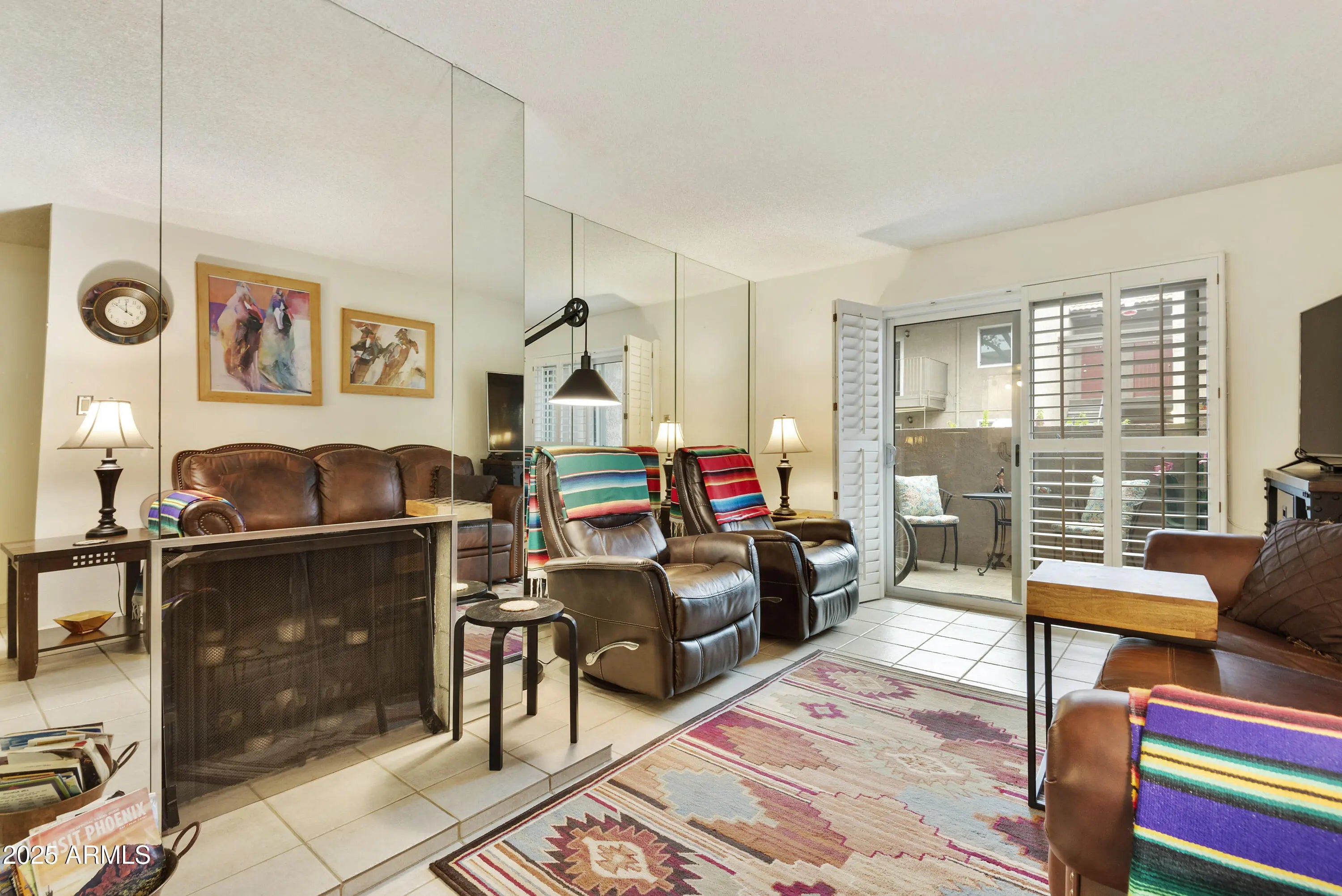 Photo of Listing #6936200