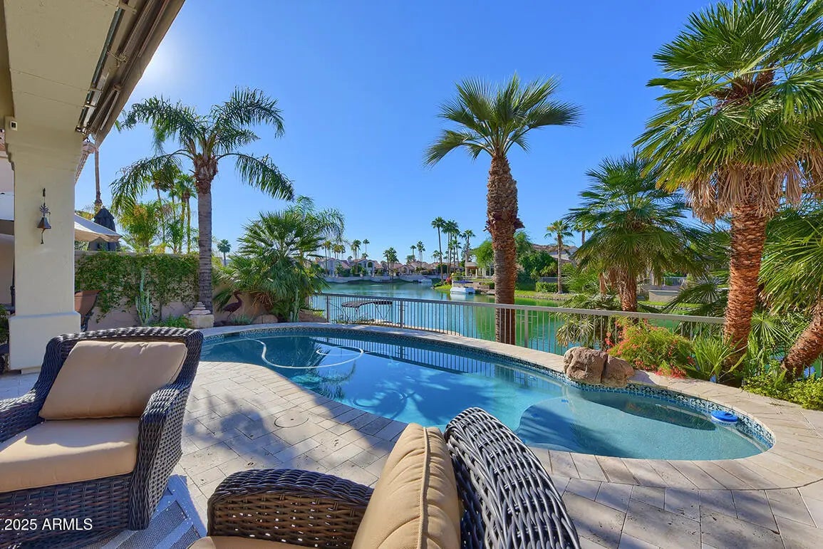 Photo of Listing #6930734