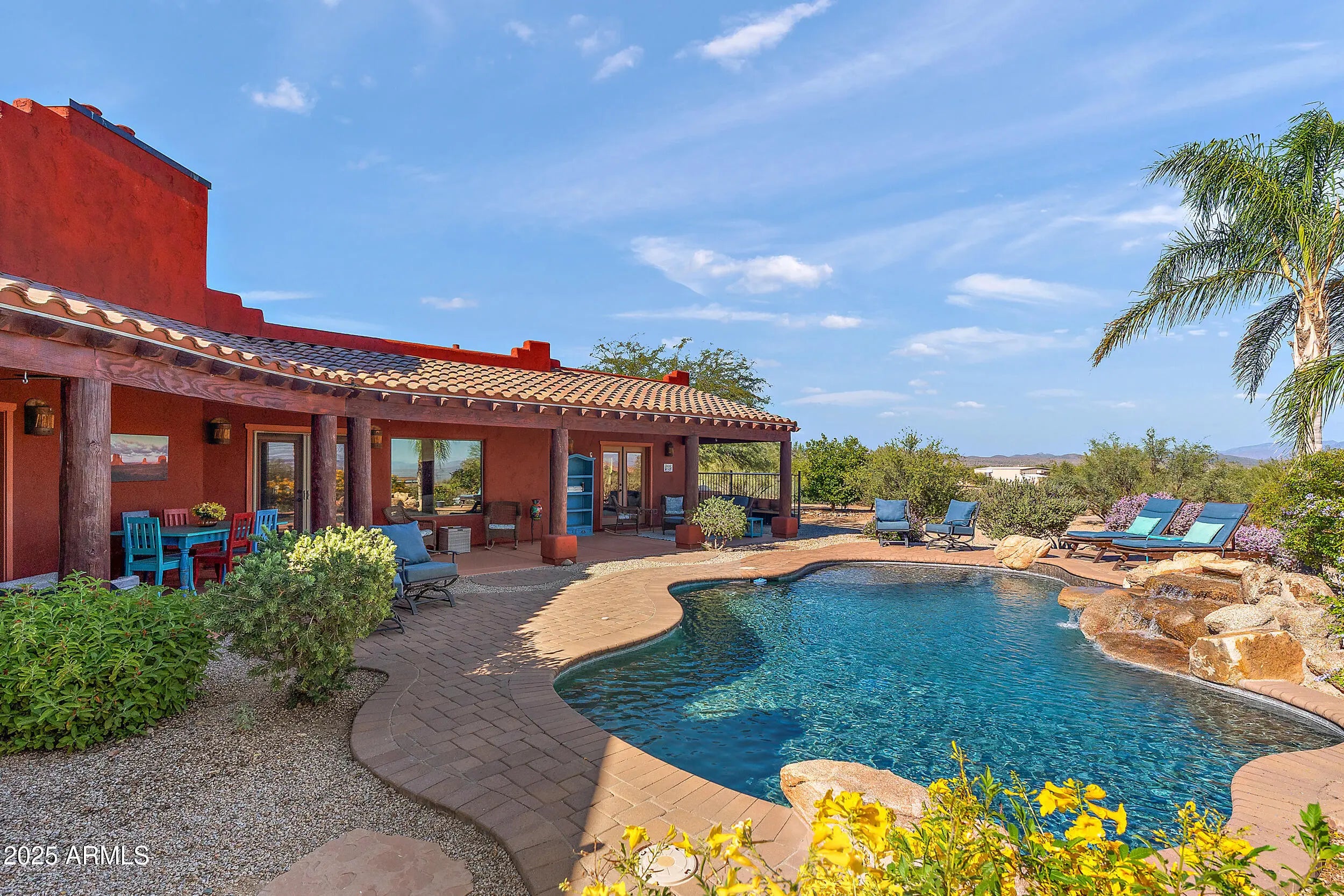 Photo of Listing #6930610