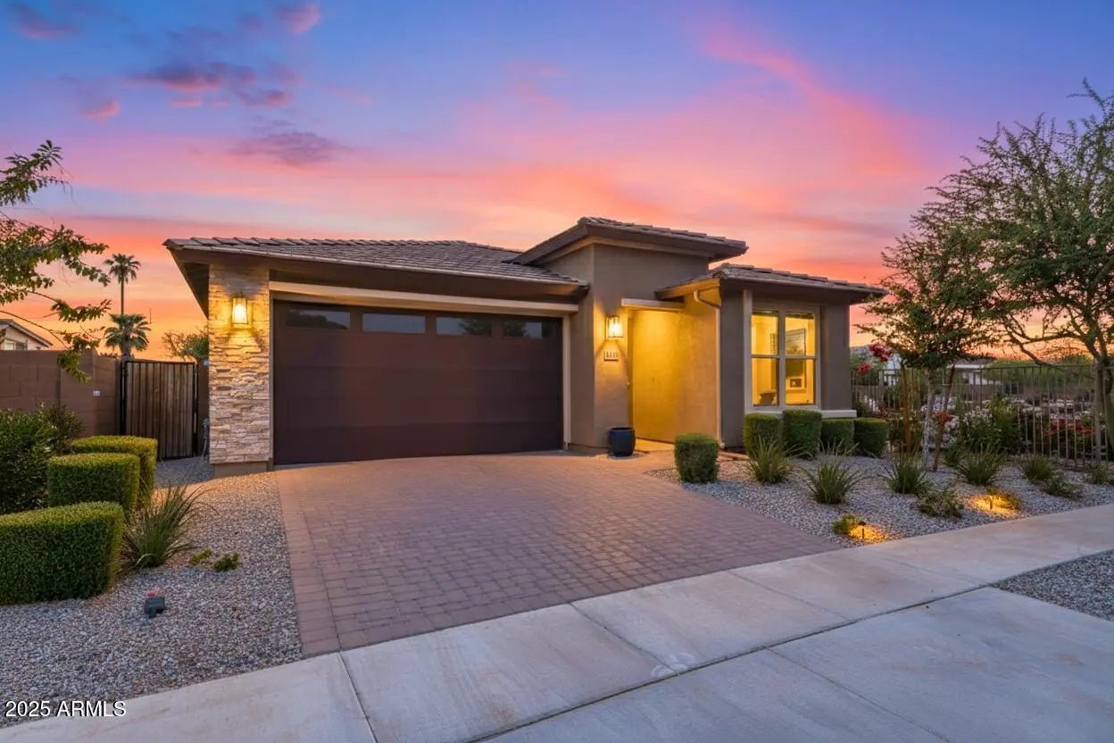 Photo of Listing #6930145