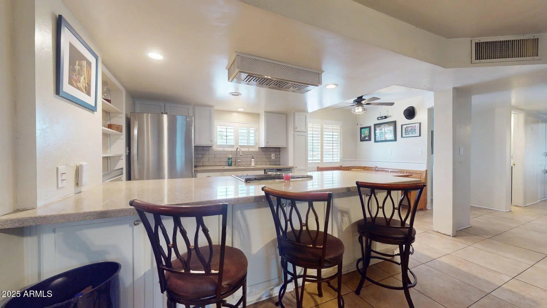 Photo of Listing #6932366