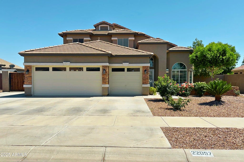 22057 E Calle De Flores, Queen Creek