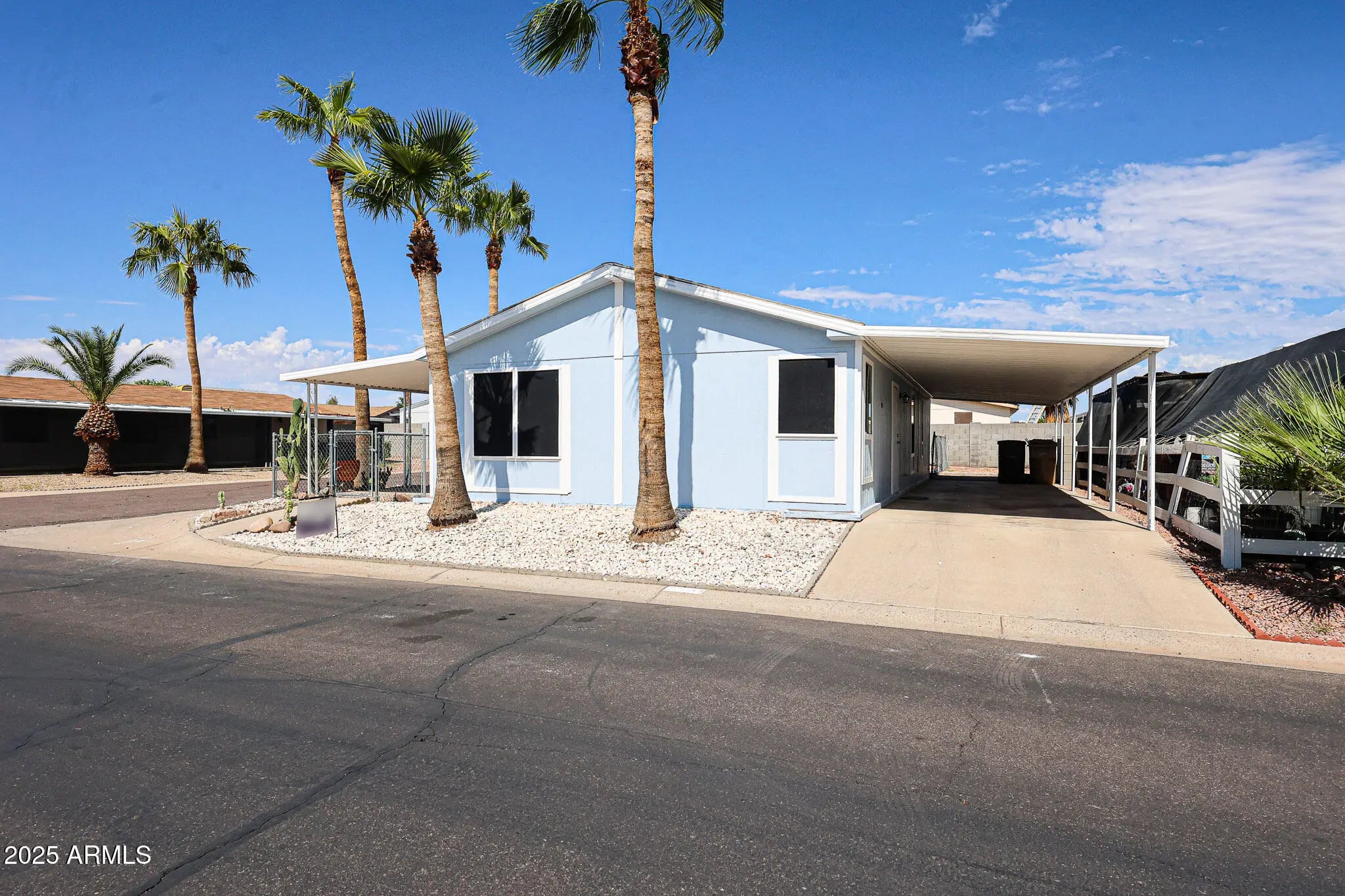 Photo of Listing #6931179