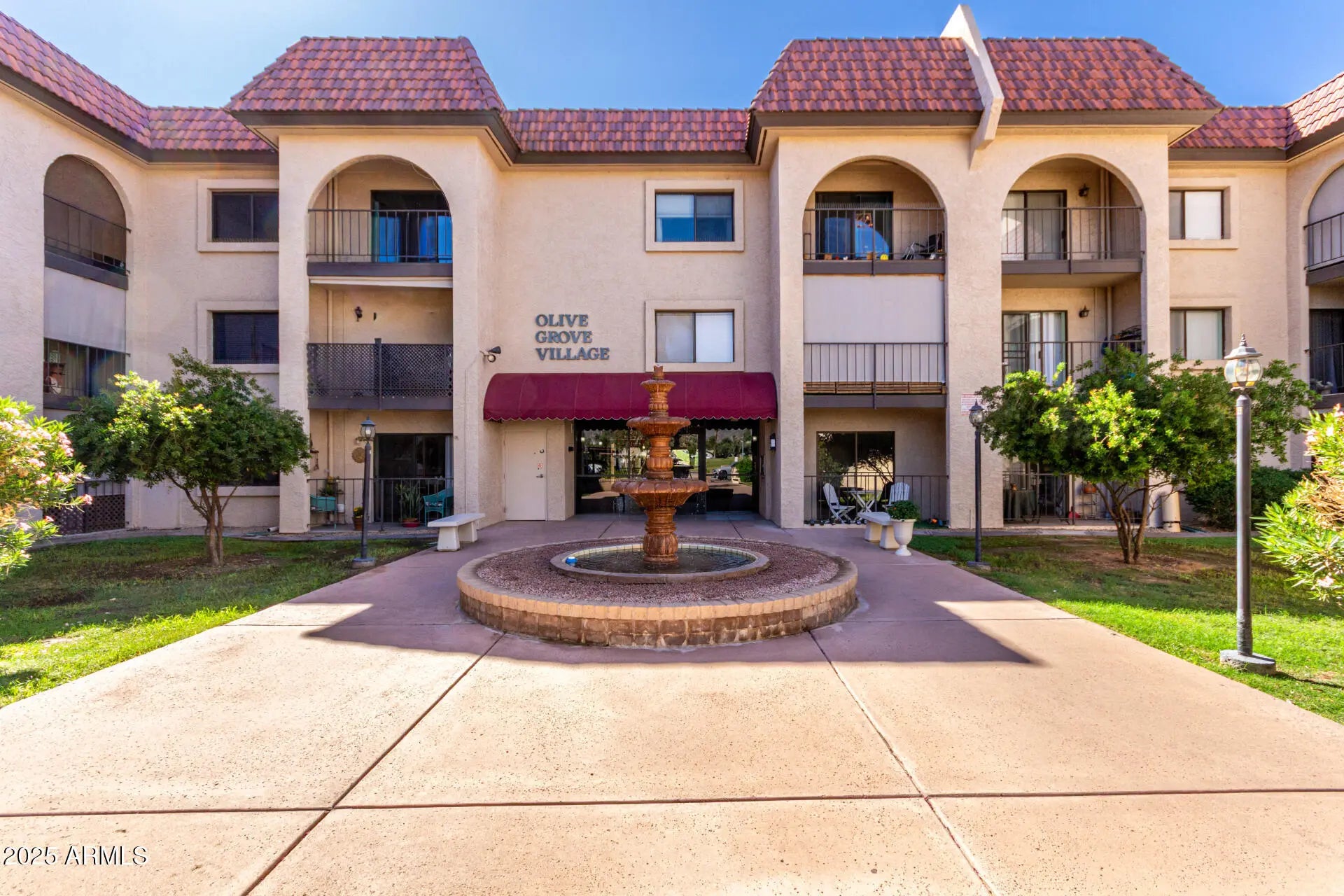 Photo of Listing #6930087