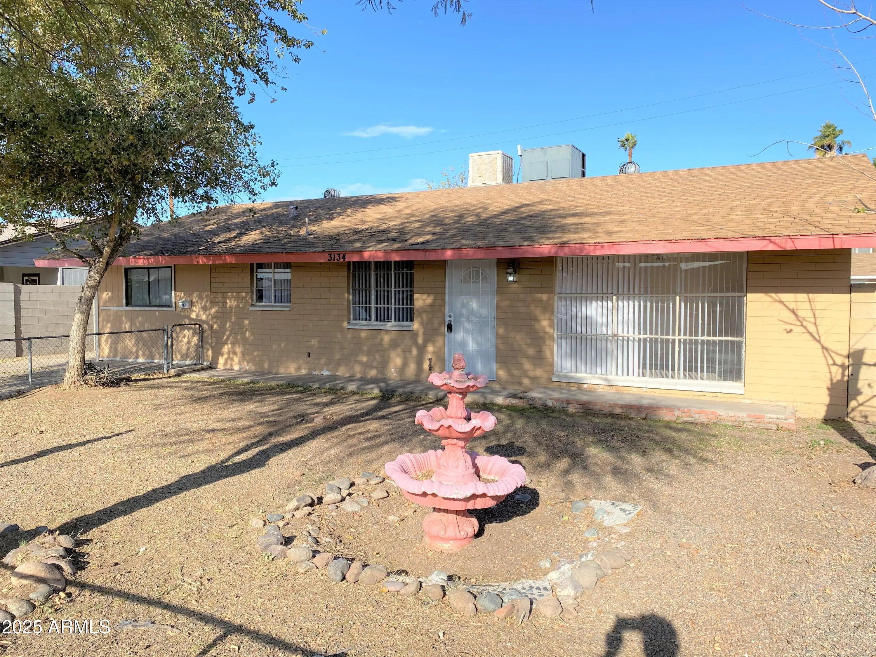 Photo of Listing #6930091