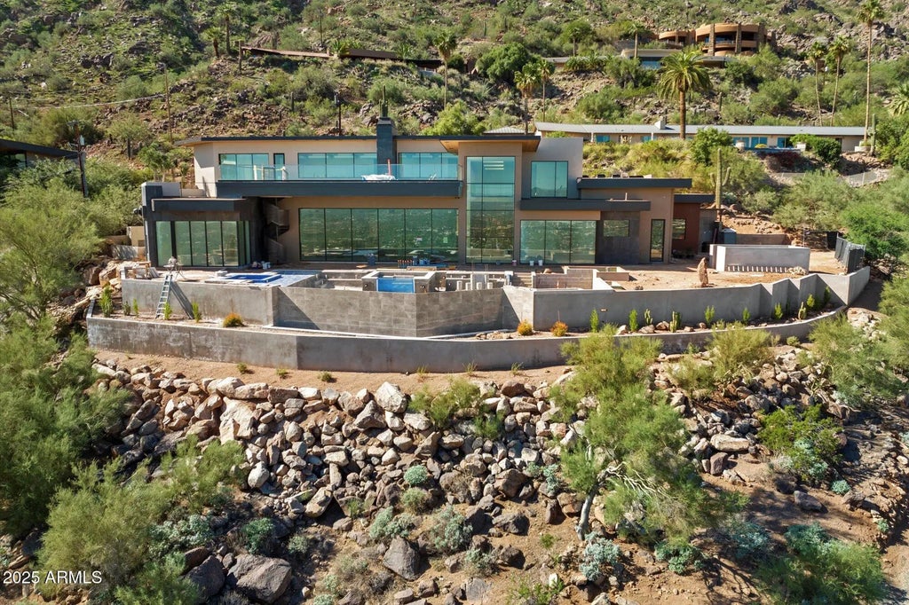 6025 E Cholla Lane, Paradise Valley