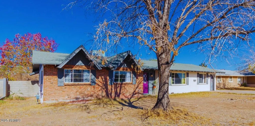 936 E 8th Place, Mesa