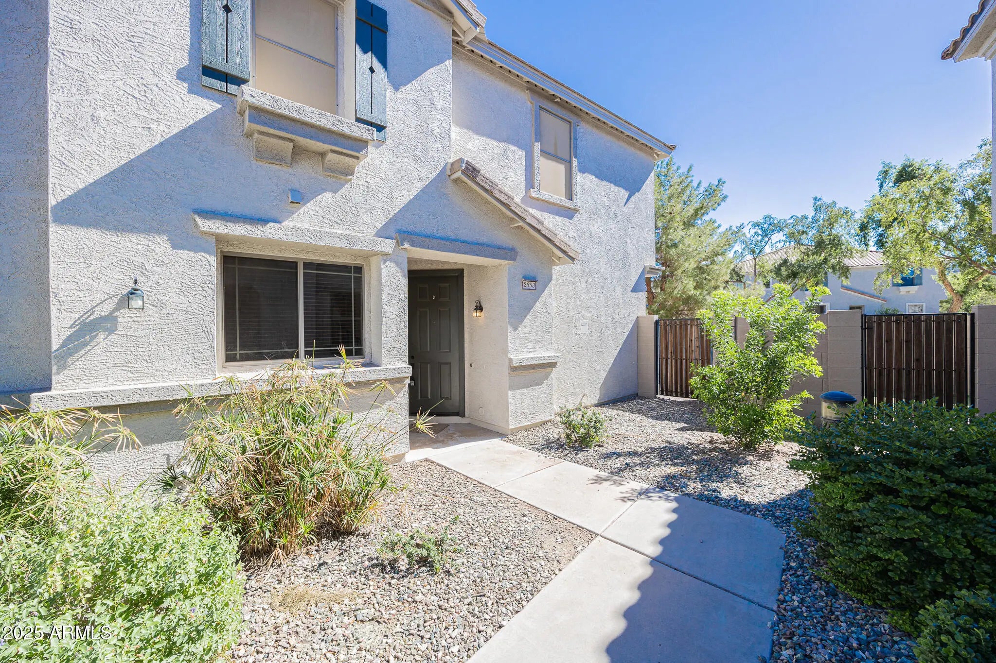 Photo of Listing #6930178