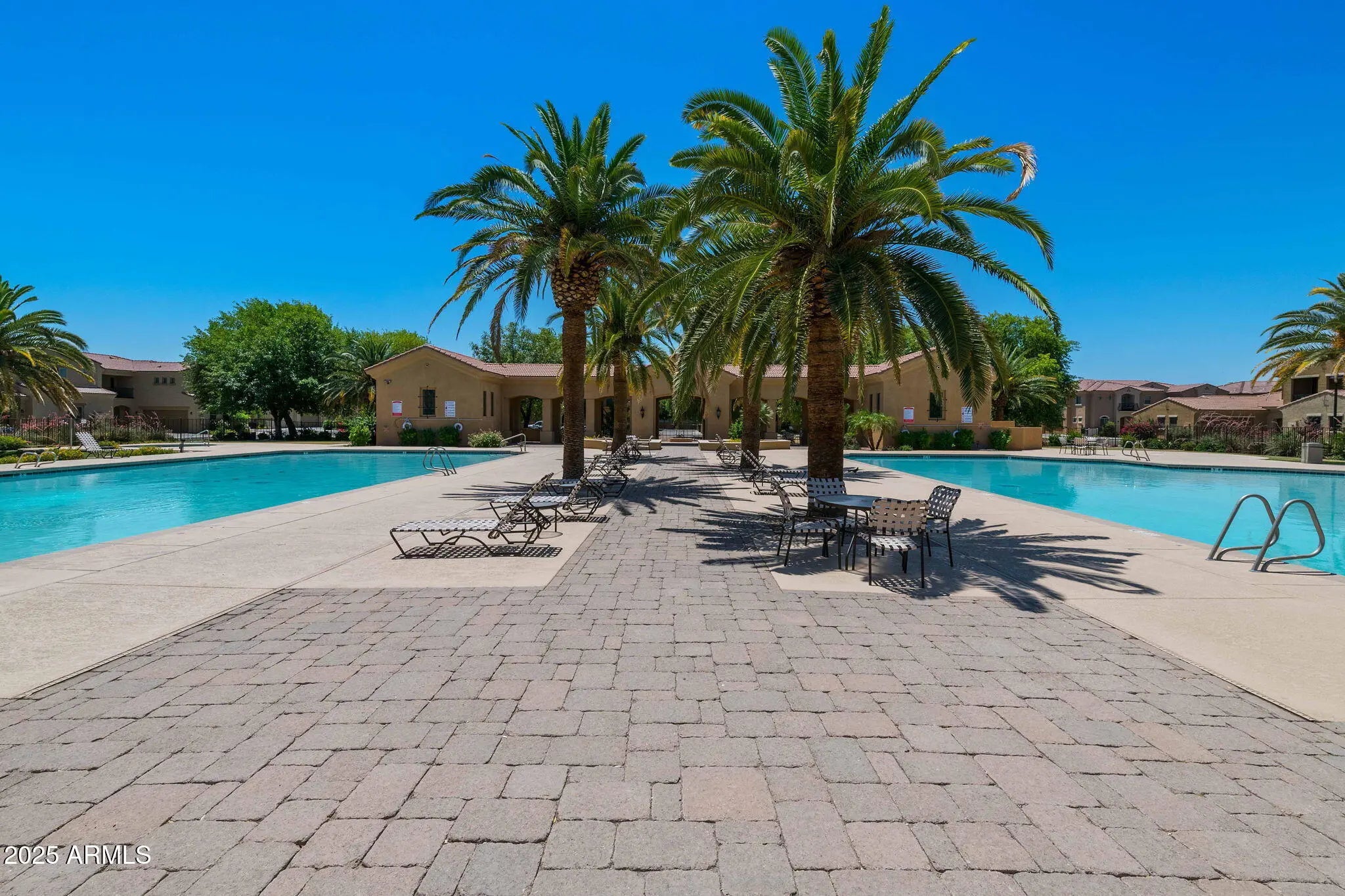 Photo of Listing #6931381