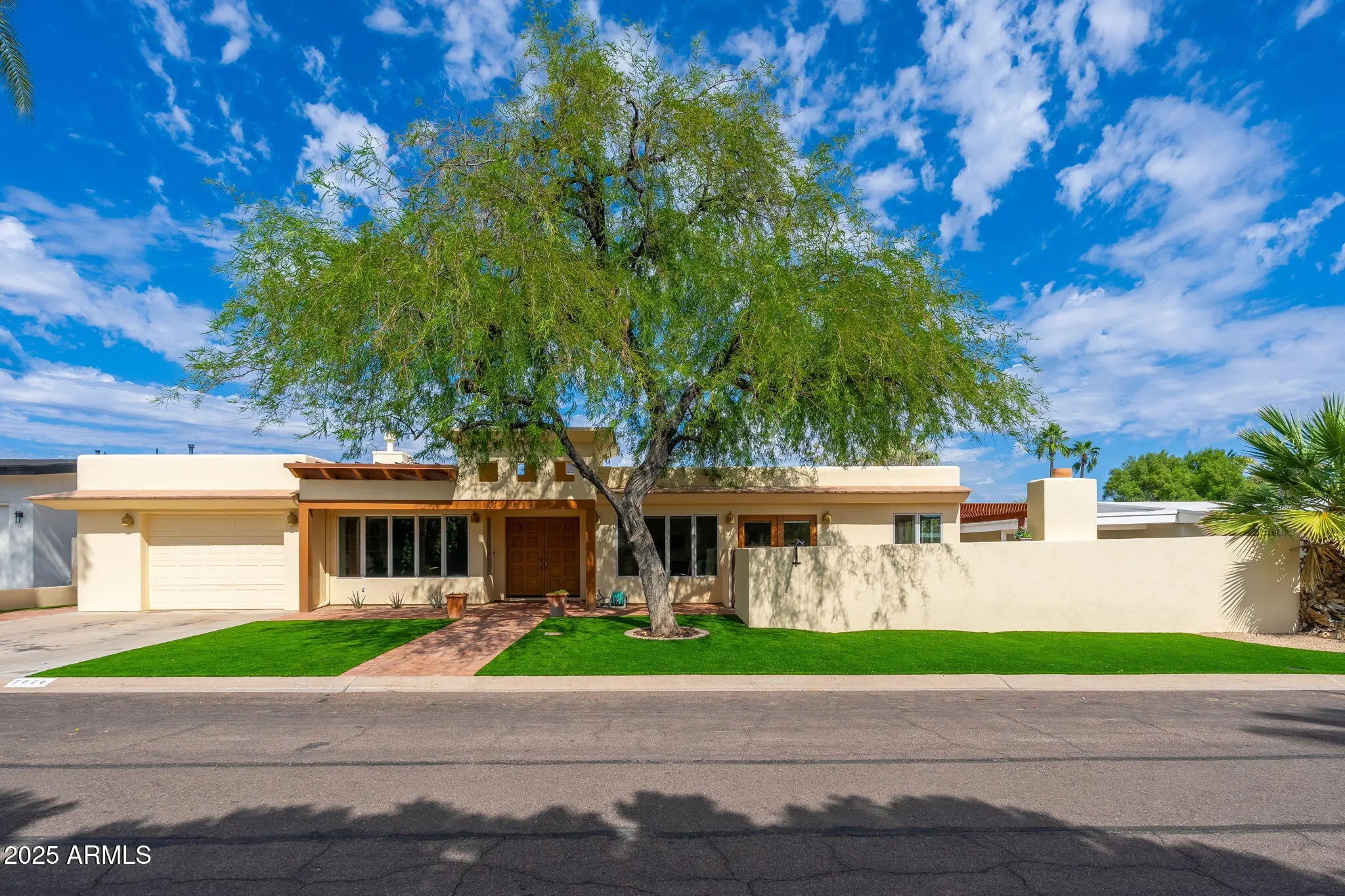 Photo of Listing #6931568