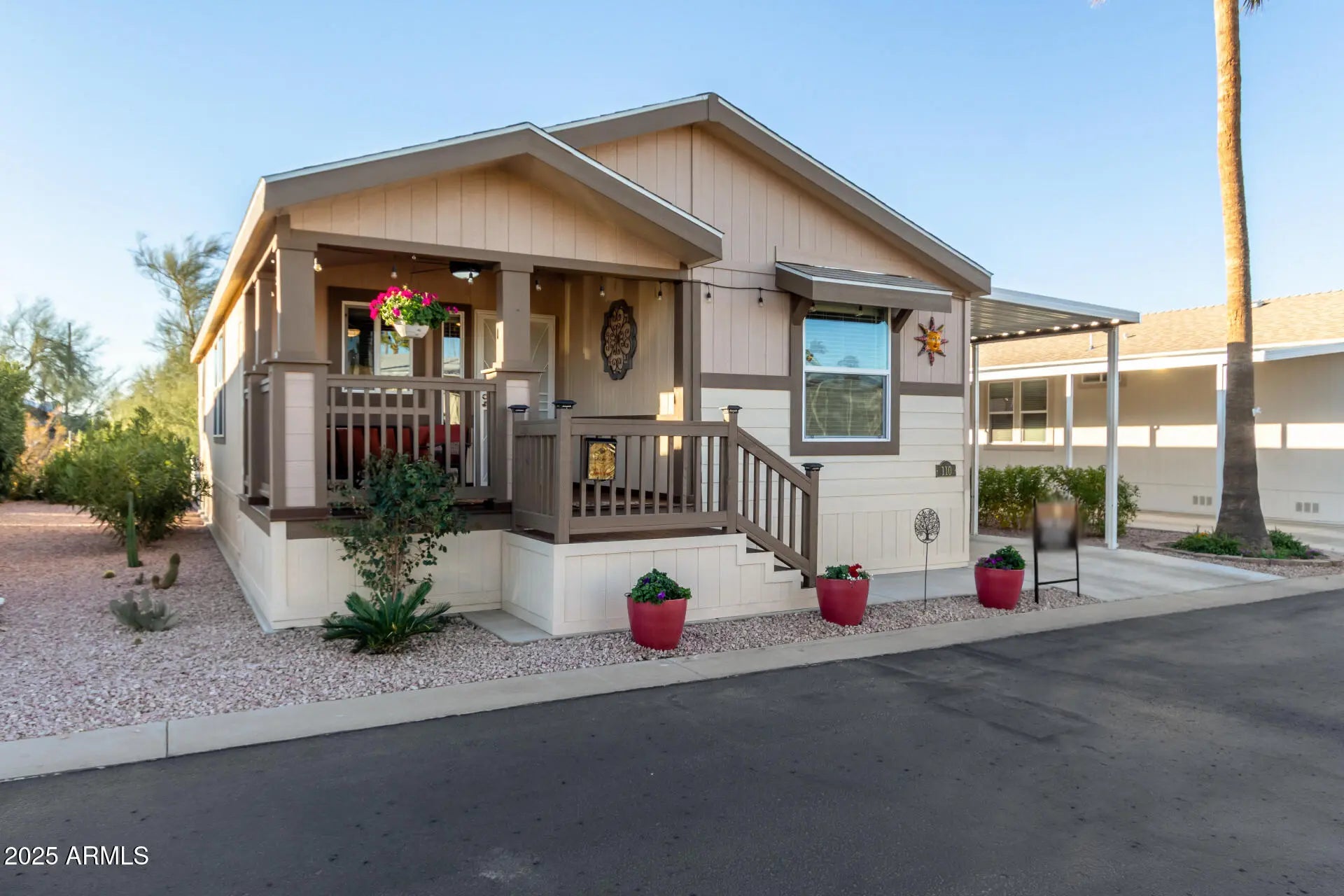 Photo of Listing #6930213