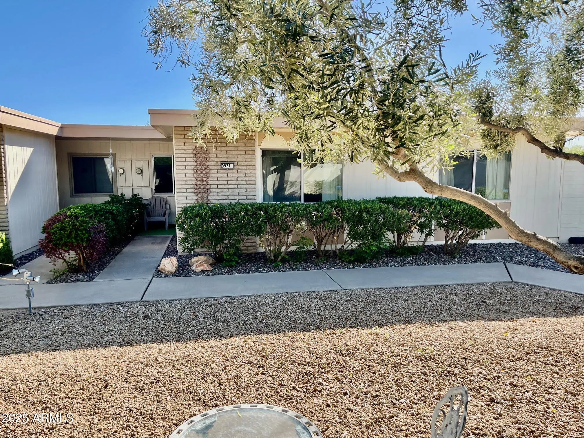 Photo of Listing #6930259