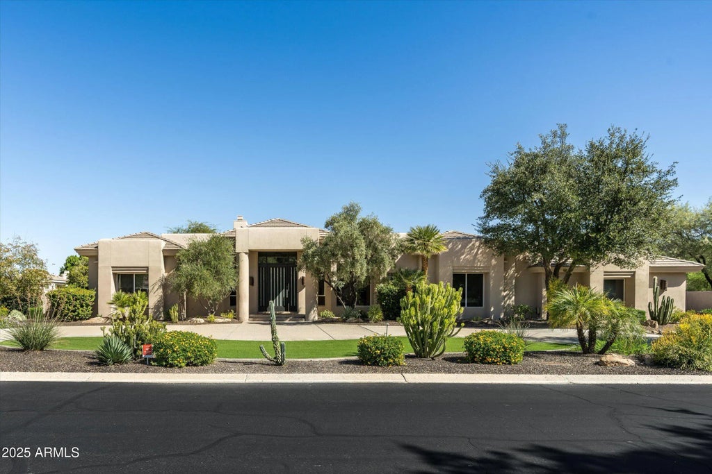 7124 E Foothill Drive, Paradise Valley