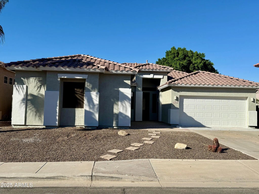 776 W Carob Way, Chandler