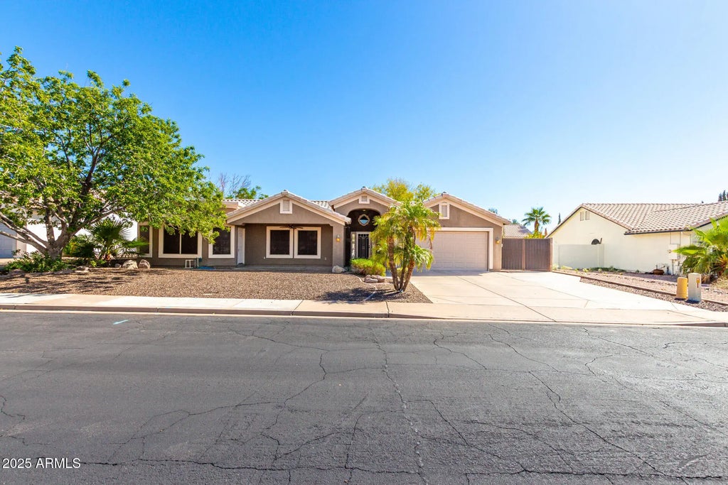 6135 E Presidio Street, Mesa