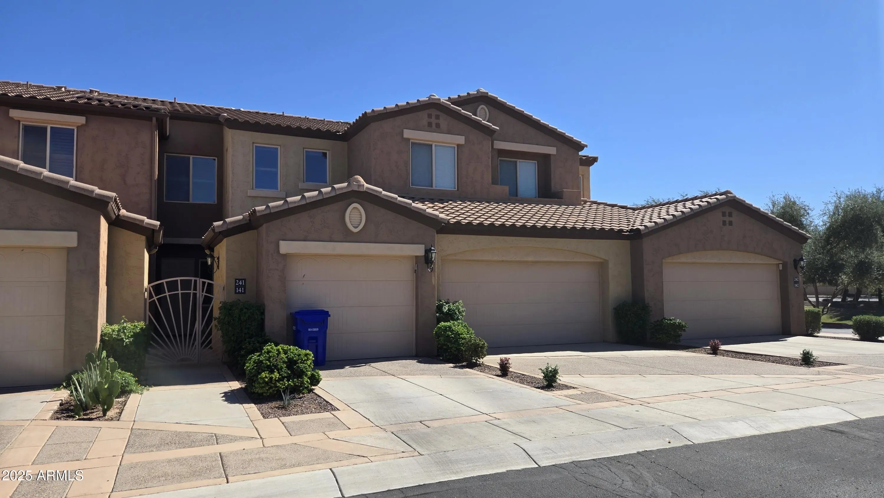 Photo of Listing #6930673