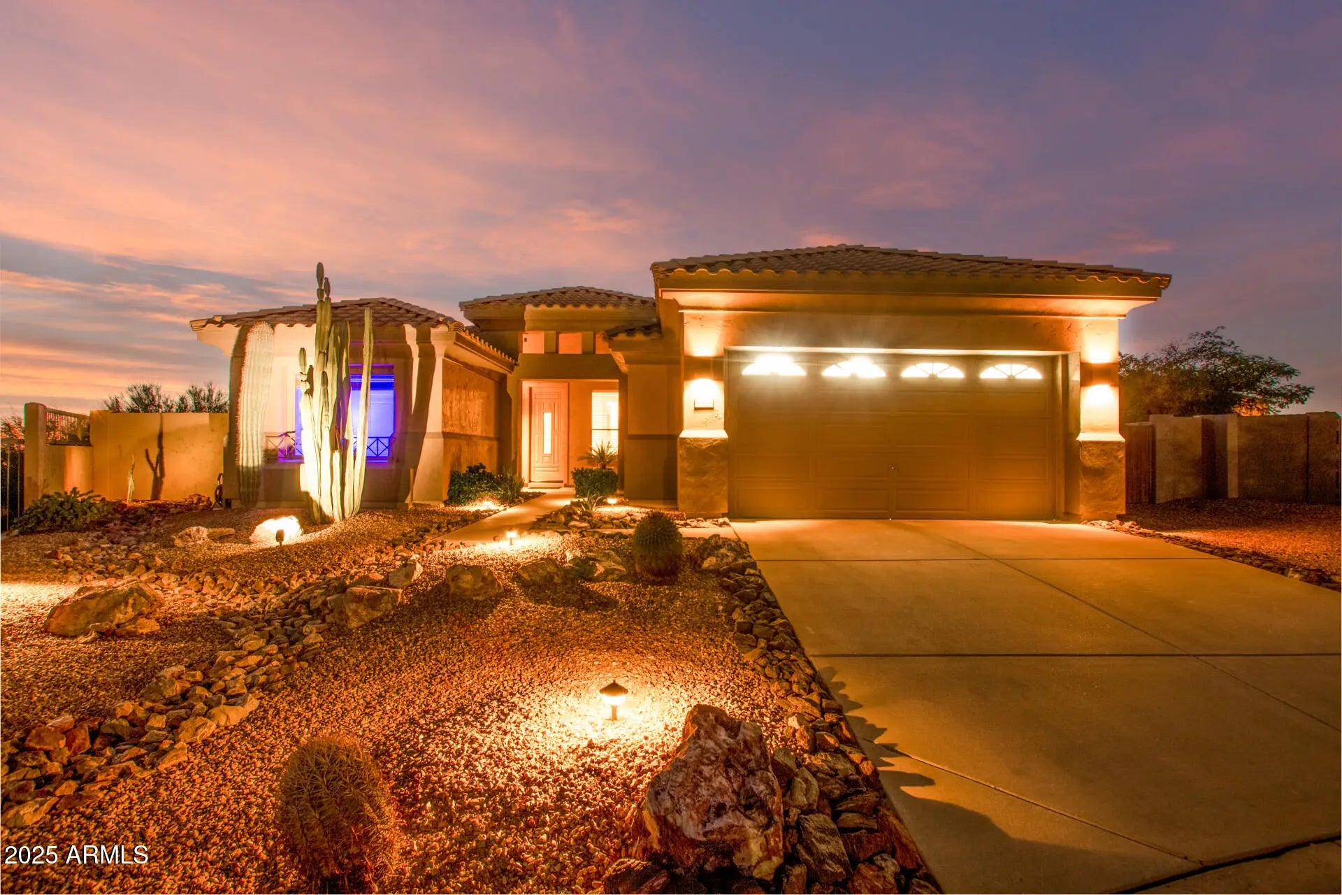 Photo of Listing #6930907